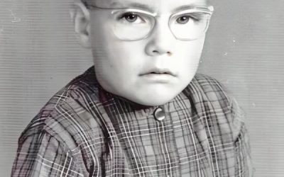 Raten Sie, wer dieser Junge ist, der zu einem der berühmtesten Schauspieler der Welt geworden ist