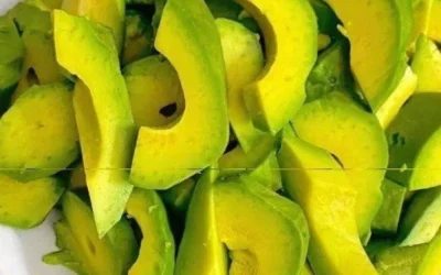 Bevor Sie noch eine Avocado essen, sollten Sie laut Ärzten Folgendes wissen…