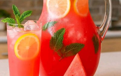 🍉 Wassermelonen-Limonade: Das perfekte Sommergetränk – erfrischend, durstlöschend und von Natur aus reich an Vitamin C und Antioxidantien! 🍋 Das superschnelle Rezept findest du in den Kommentaren. 👇
