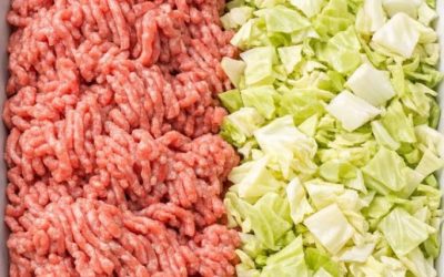 Gefüllte Kohlrouladen sind meine schnelle Lösung für einen herzhaften osteuropäischen Klassiker. Traditionelle gefüllte Kohlrouladen – in Polen