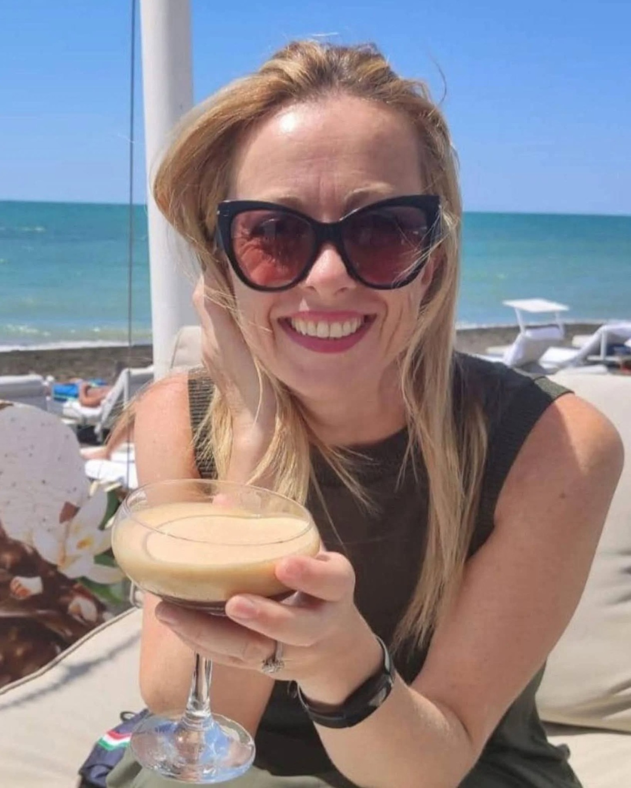 Giorgia Meloni, Luxusurlaube: So viel kosten sie