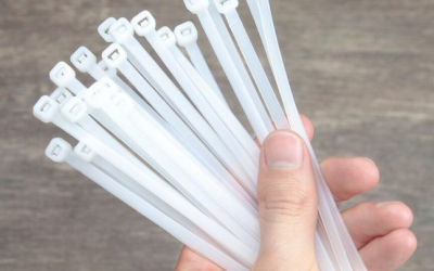 Sie denken, Sie brauchen keinen Kabelbinder? Dann irren Sie sich. Hier sind über 16 clevere Anwendungsmöglichkeiten.